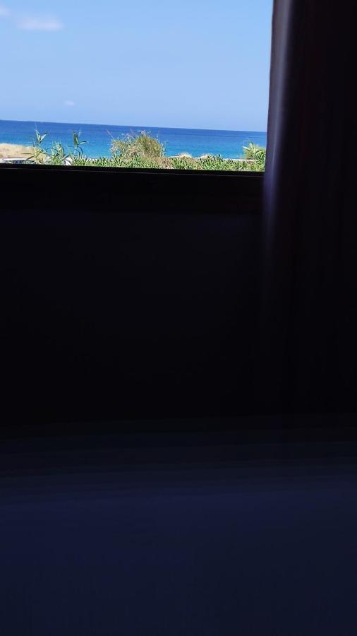 Tramonto Nel Delfini Appartement Kini Buitenkant foto