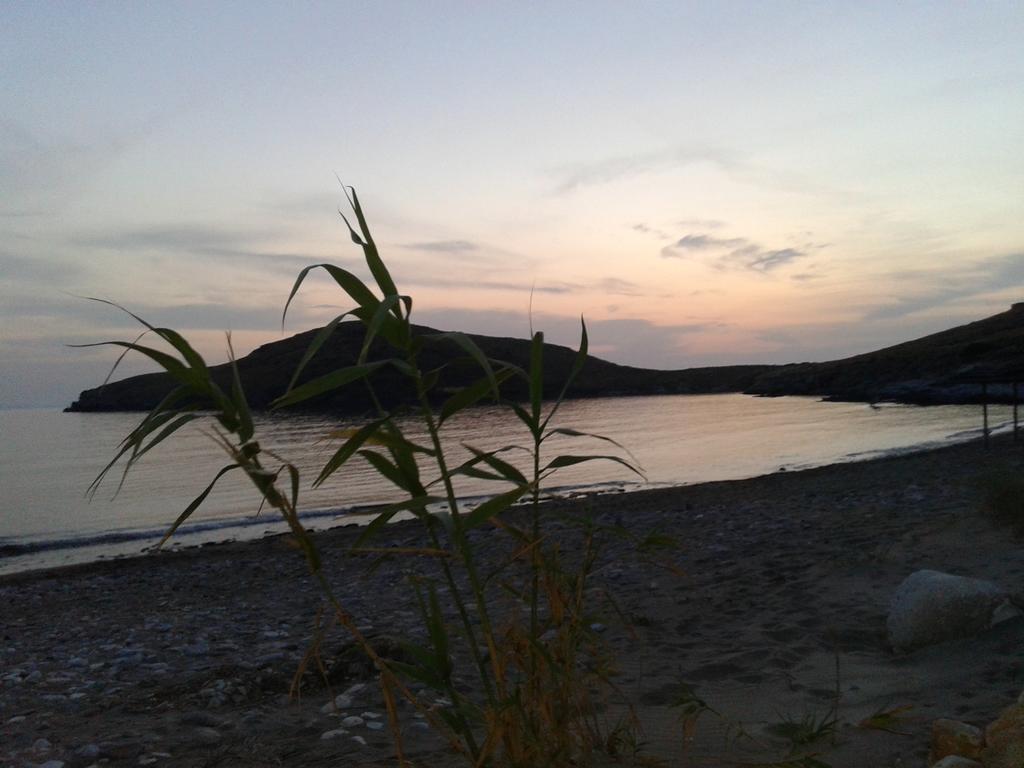 Tramonto Nel Delfini Appartement Kini Buitenkant foto